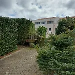 게스트하우스 Retiro Camelias 3 3*