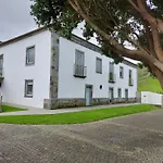 בית הארחה Retiro Camelias 3 3*