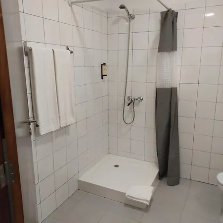 Retiro Camelias 3 ゲストハウス Lajes das Flores