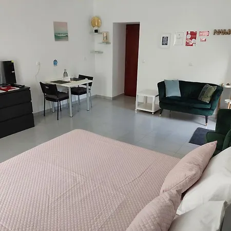 Retiro Camelias 3 3*