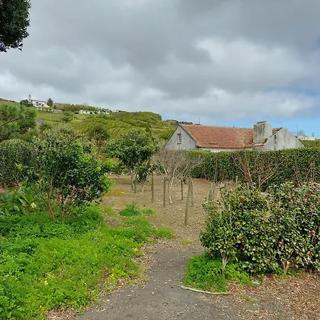 Retiro Camelias 3 ゲストハウス Lajes das Flores
